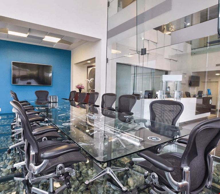 IOS Offices - Torres IOS Campestre