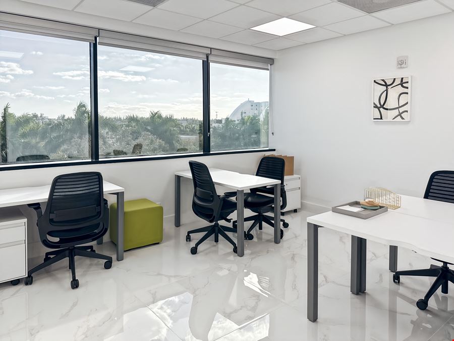 Regus - Doral - 107th Ave