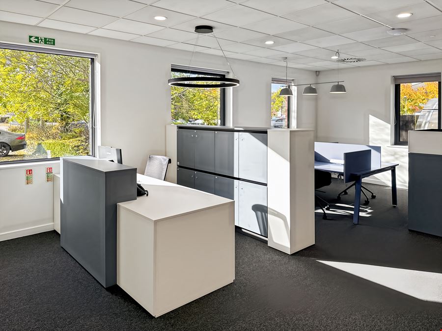 Regus - Taunton Courtenay House