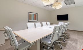 10 Person Meeting Room