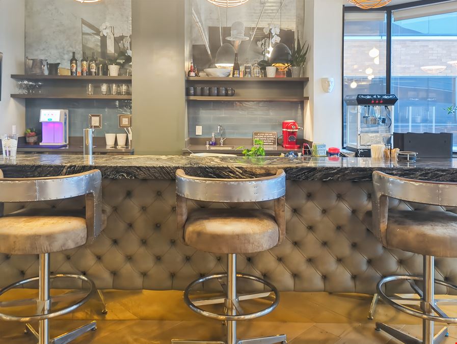 CA, Los Angeles - W Olympic Blvd