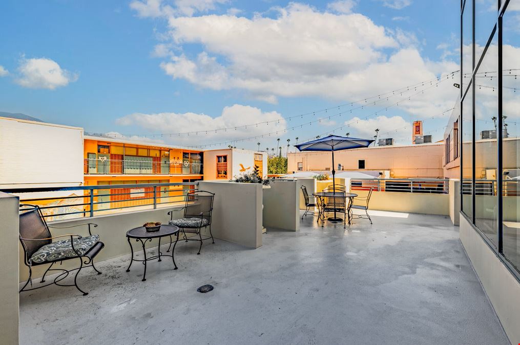 Virtuoso Business Center