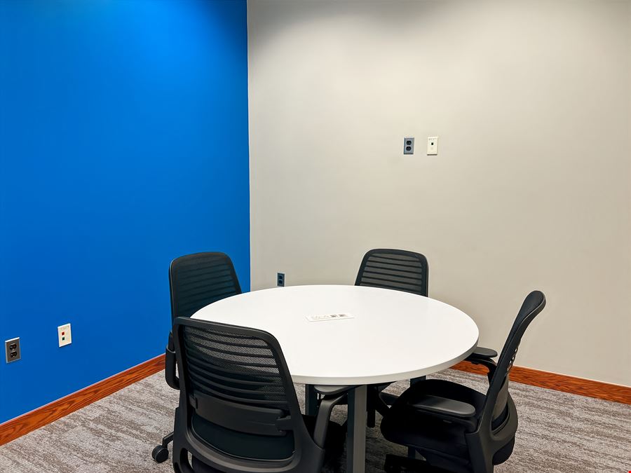 MI, Ann Arbor - Frank Lloyd Wright Dr