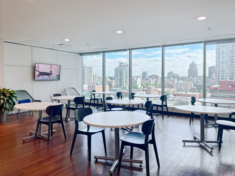 AB, Calgary - 903-8th Ave SW