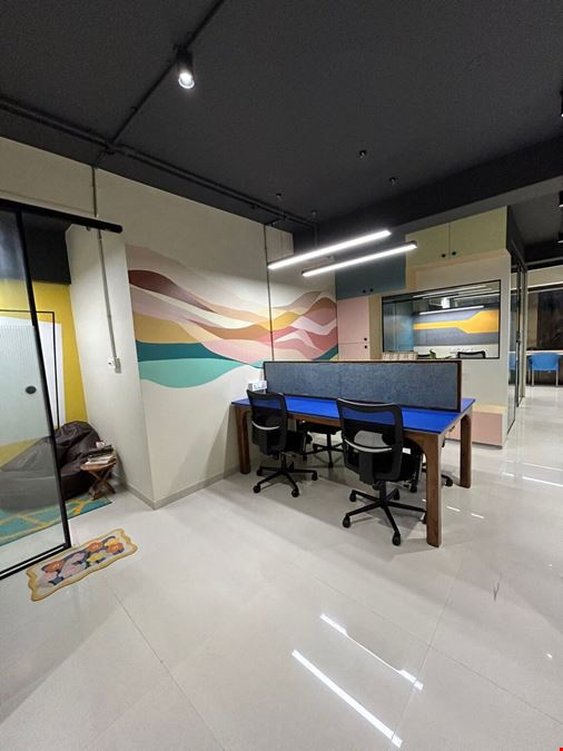 Solarium Business Center - CoStart