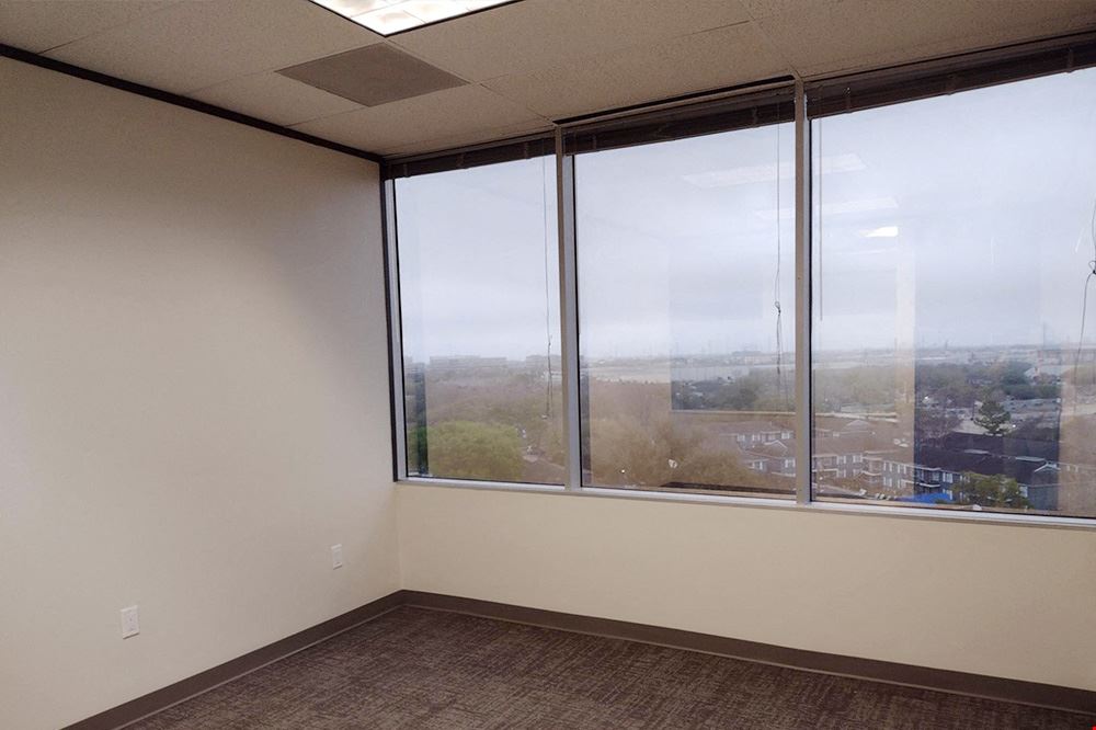 Workstyle Flexible Spaces - 11011 Richmond Ave