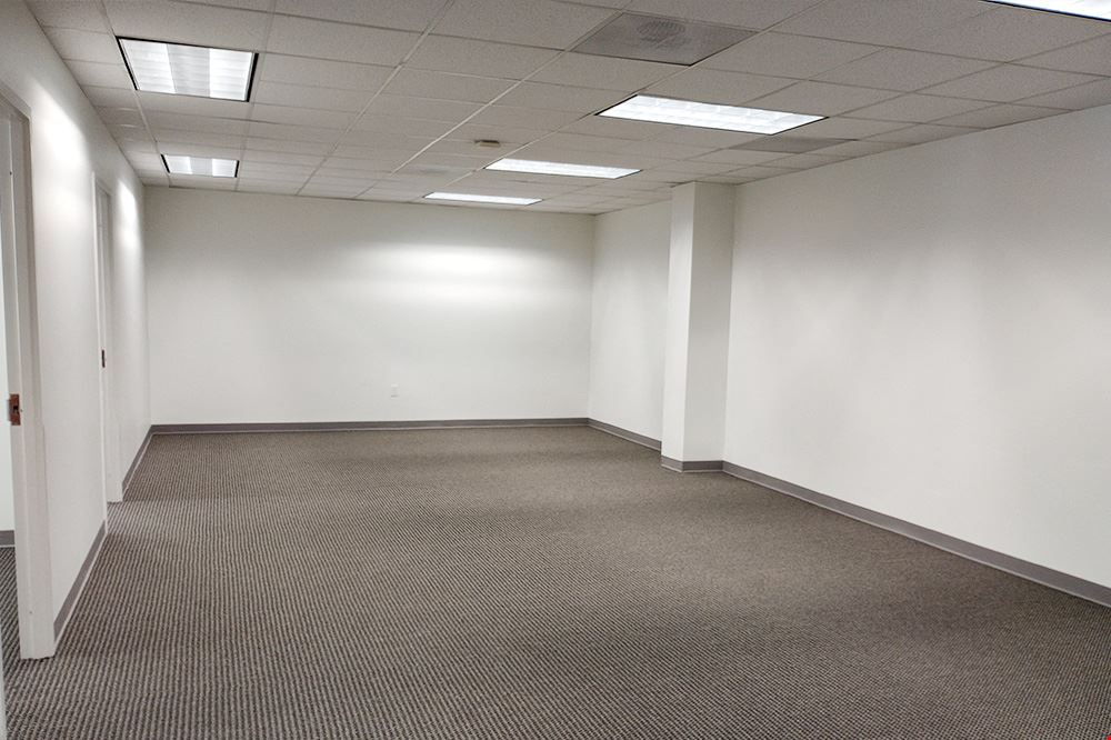 Workstyle Flexible Spaces - 2310 Parklake Drive