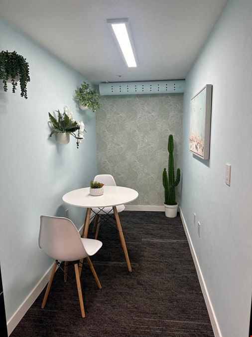 1D Meeting Room