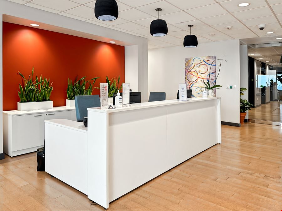 LA, New Orleans - Place St. Charles