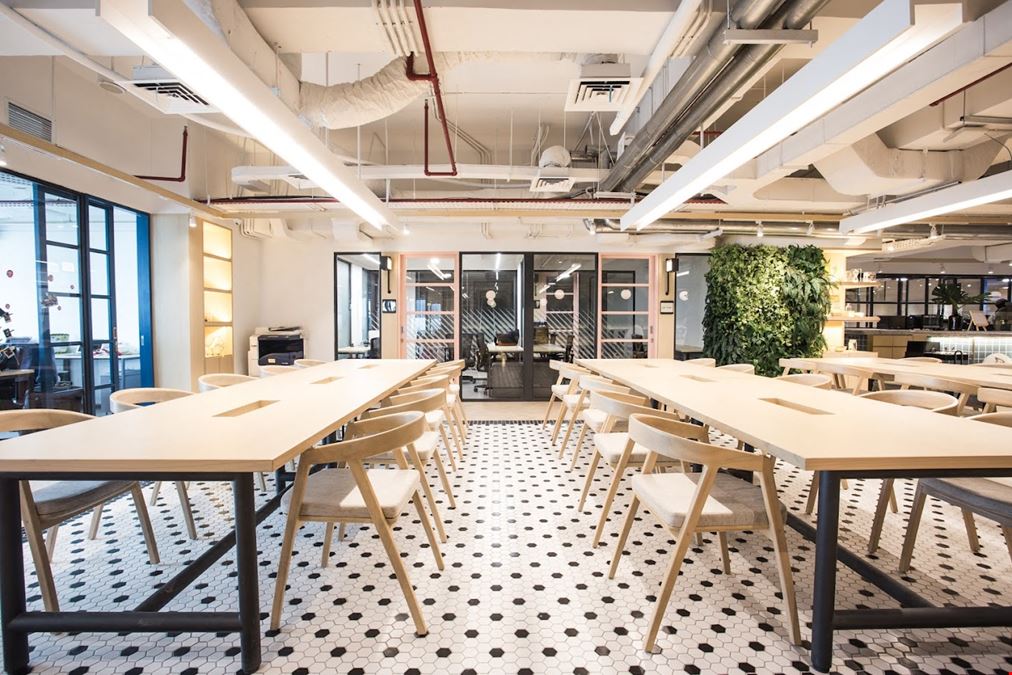 GoWork - Chubb Square