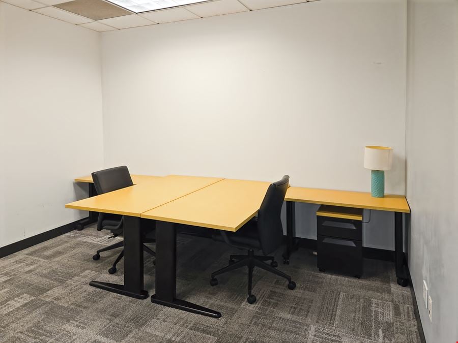 Regus - Alpharetta - Deerfield