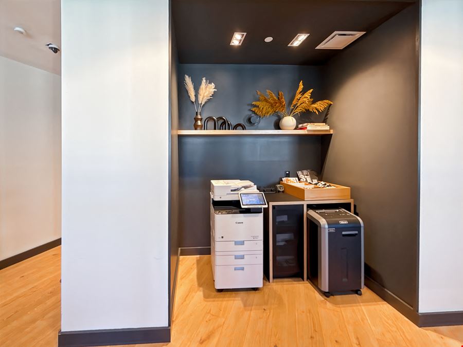 WA, Seattle-  1601 5th Avenue