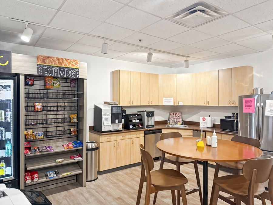 Regus - Memphis - Colonnade