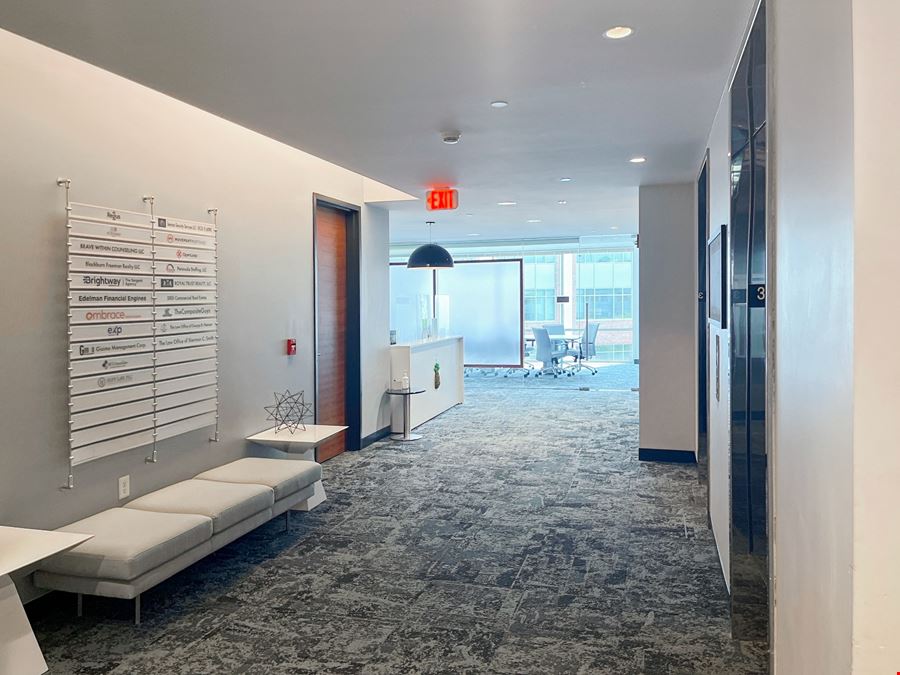 Regus - Newport News - Oyster Point