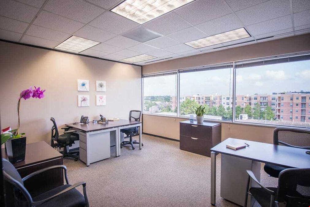 Galleria 5850 San Felipe Street