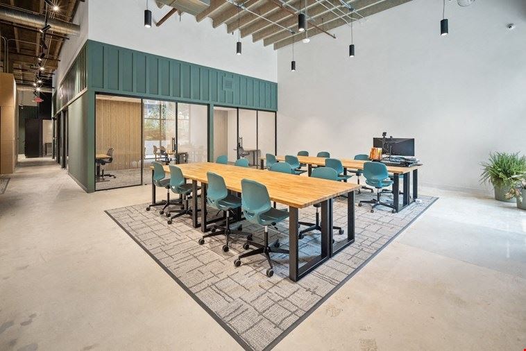 Dedicated Desk 39