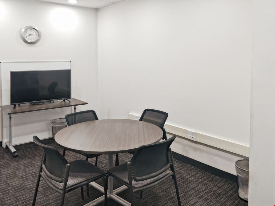 ON, Toronto - Yonge and Lawrence