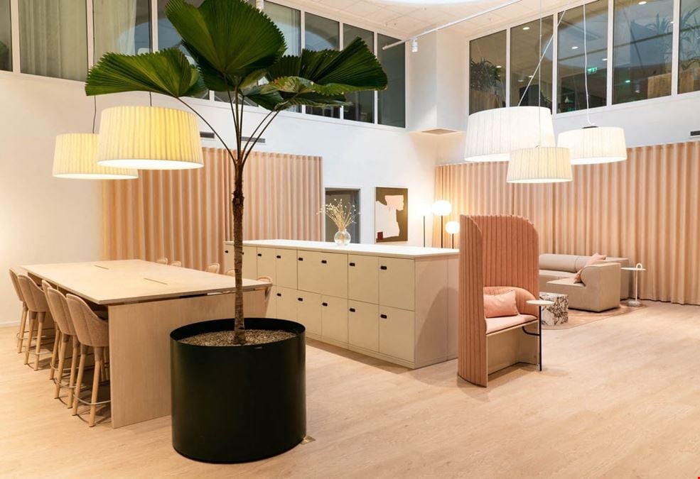 United Spaces - Ostra Hamngatan