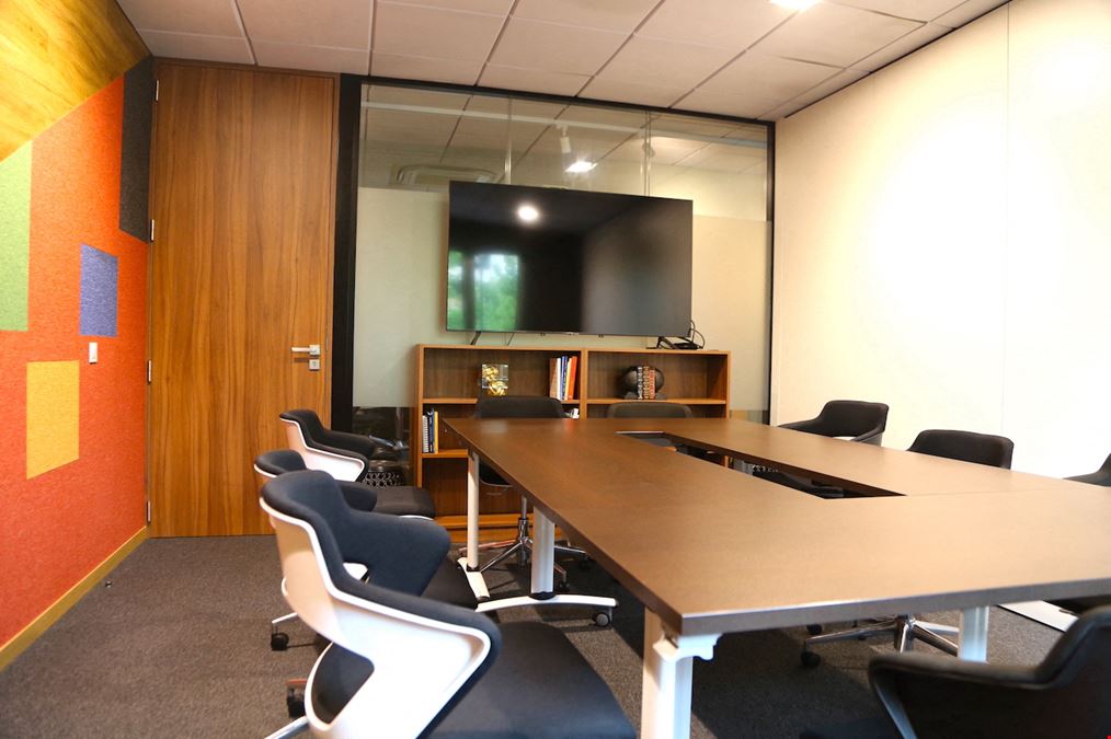 Avila Spaces - República