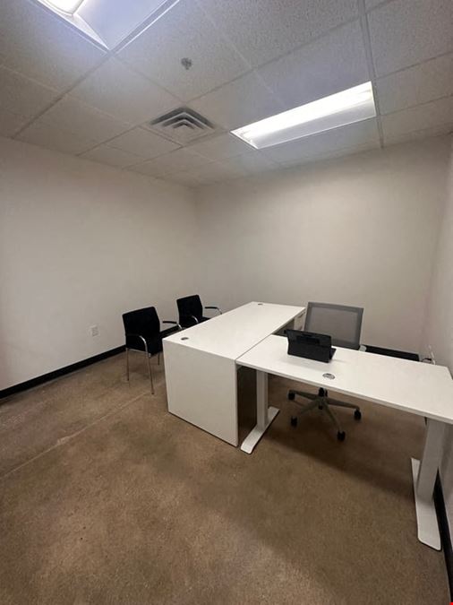 Interior Private Office - 08