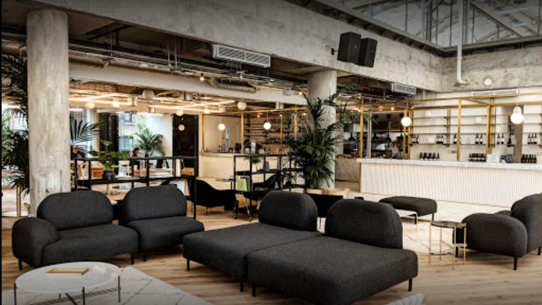 Workspace Inca Triangle Shared workspaces at LABS - Triangle | CoworkingCafe