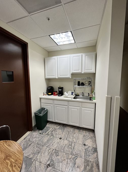 Iselin, NJ Professional Building