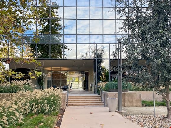 CA, Newport Beach - 5000 Birch Street