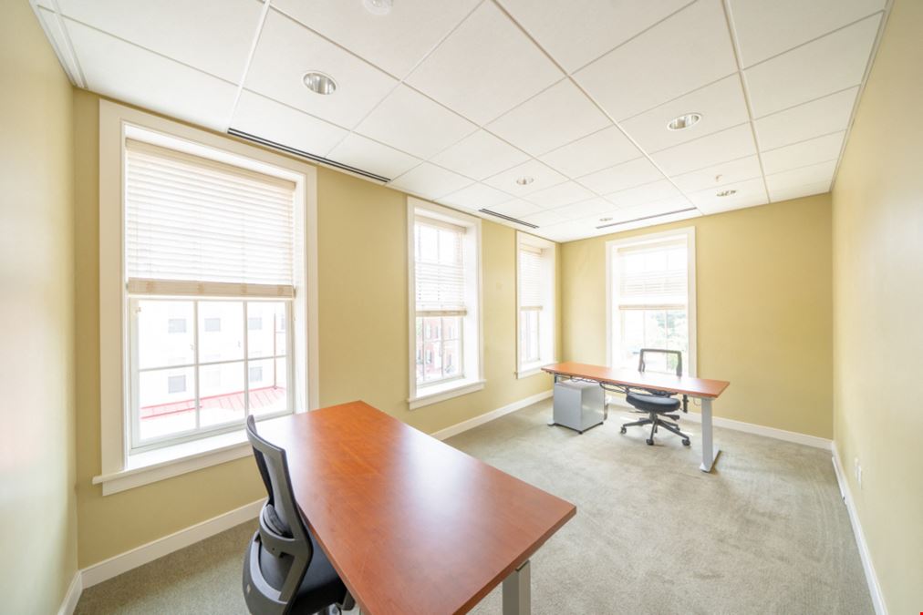 Dedicated Office Space - 319