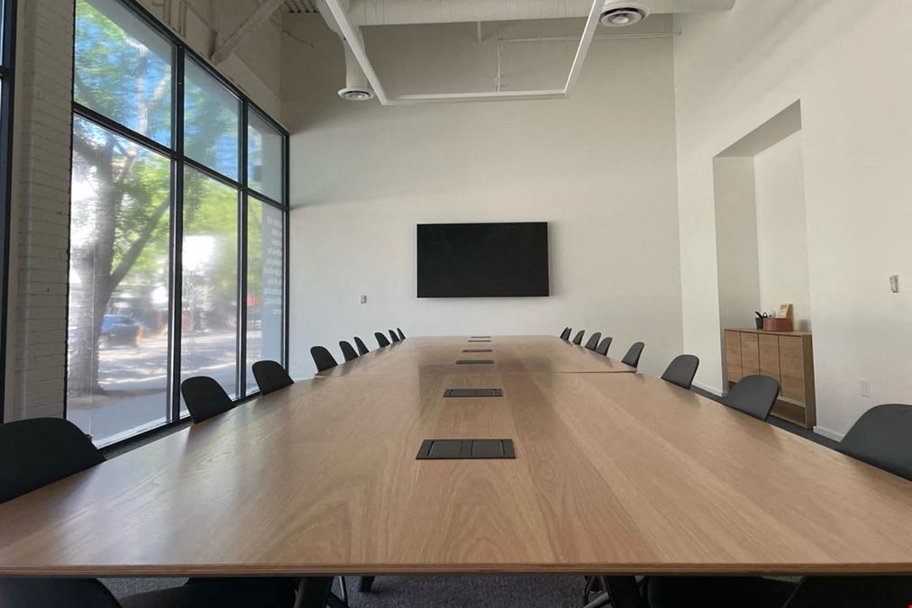 Boardroom (M2)