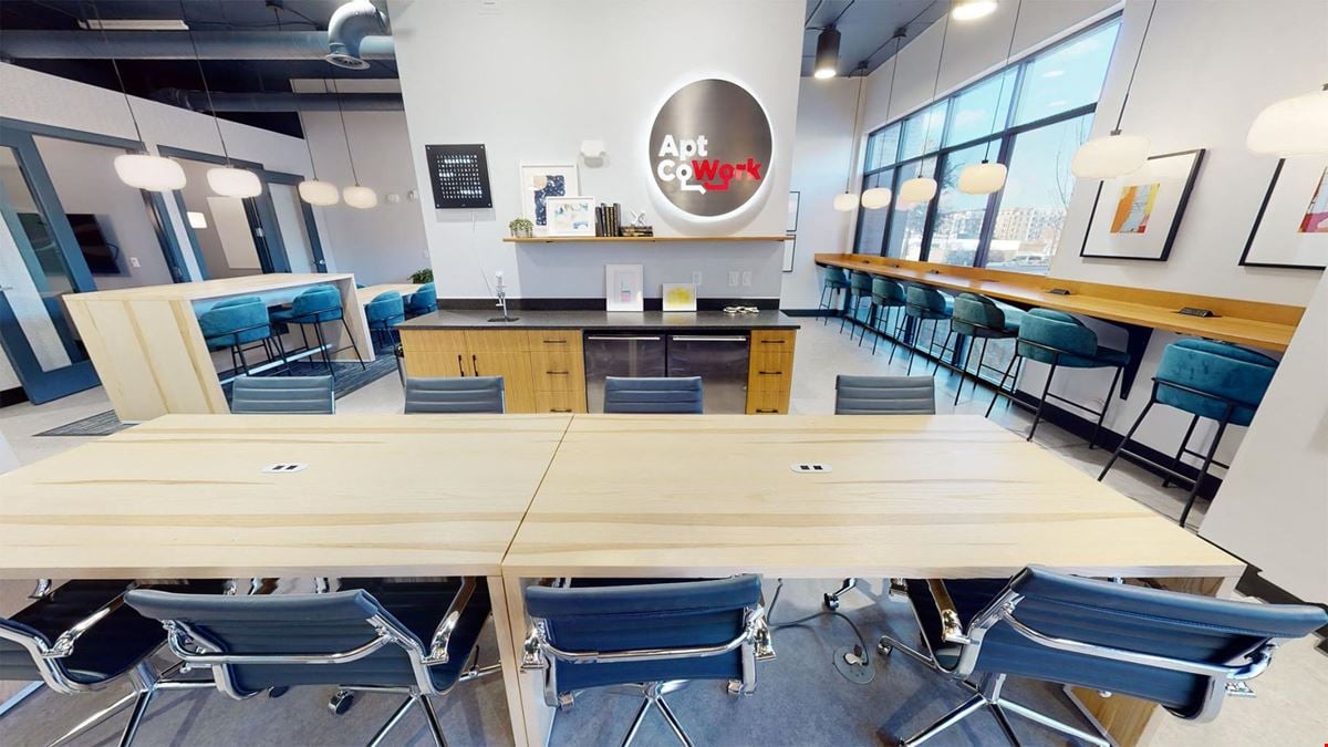 Apt CoWork at Park Avenue - Open Seating