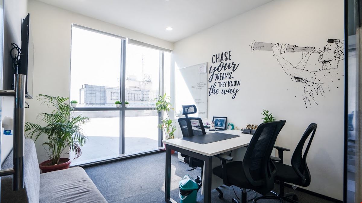 The Address - Iconic, Shyamal