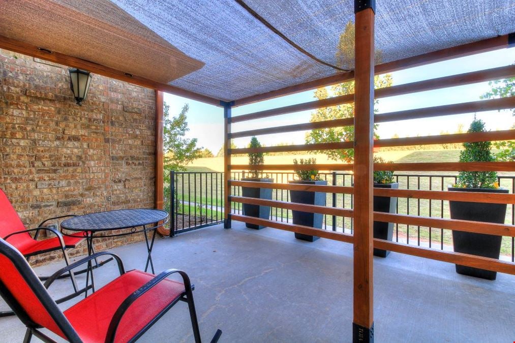 Essential Offices - Edmond