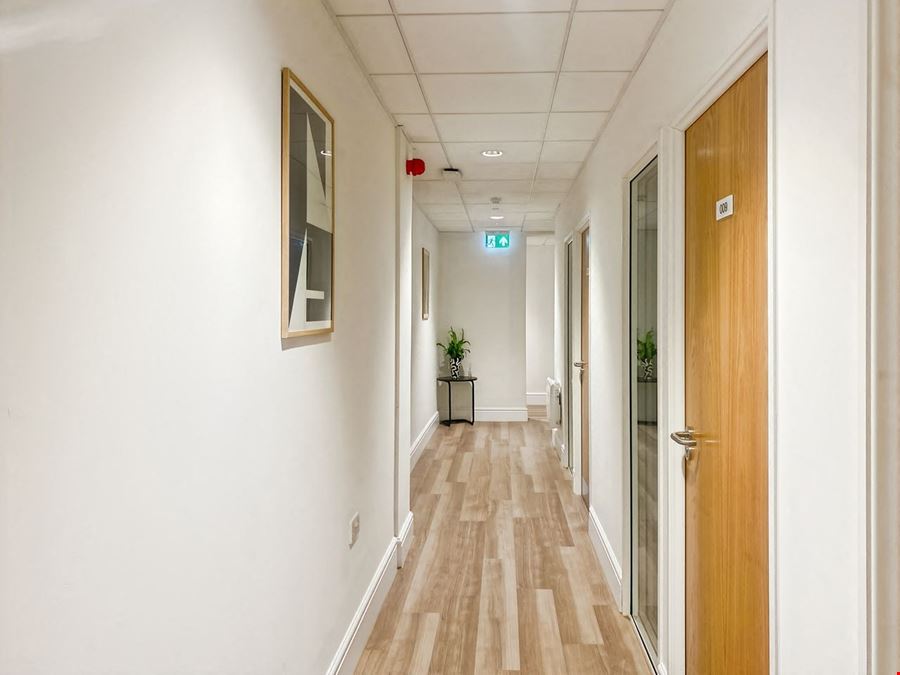 Regus - Worcester Whittington Hall