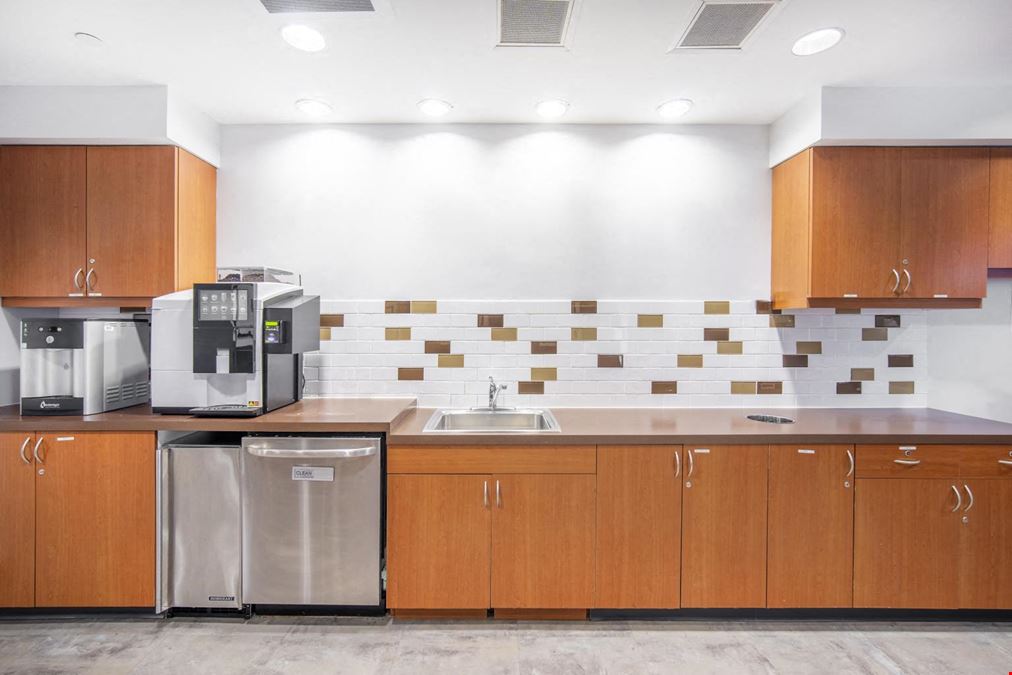Regus - Reston - Town Center