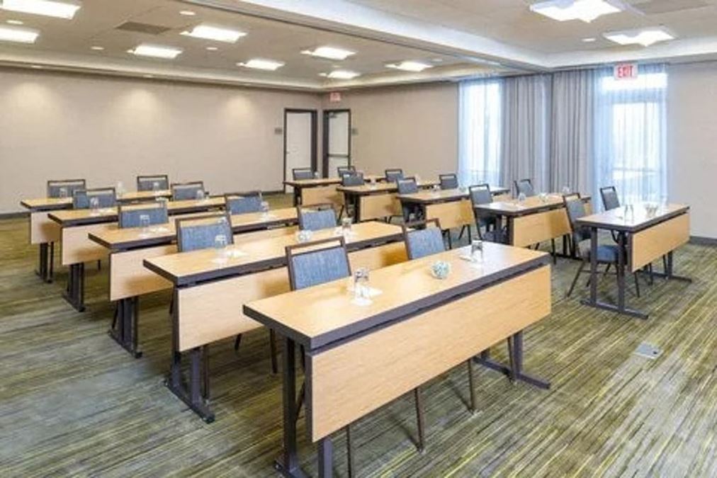 The Courtyard Marriot Milwaukee Airport