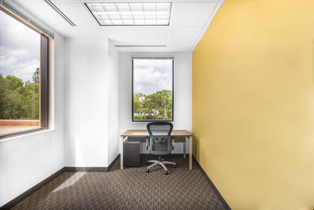 Regus - Naples - Tamiami Trail