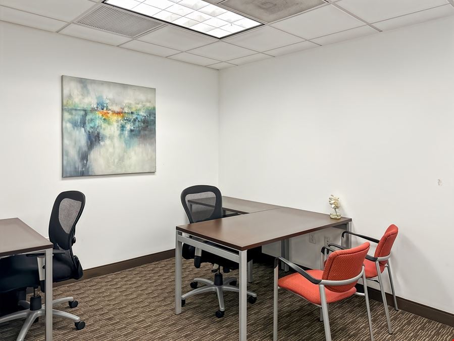 Regus - Scottsdale - Camelback Square