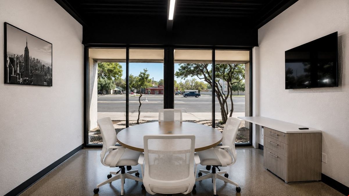 Social Lofts - Solo West