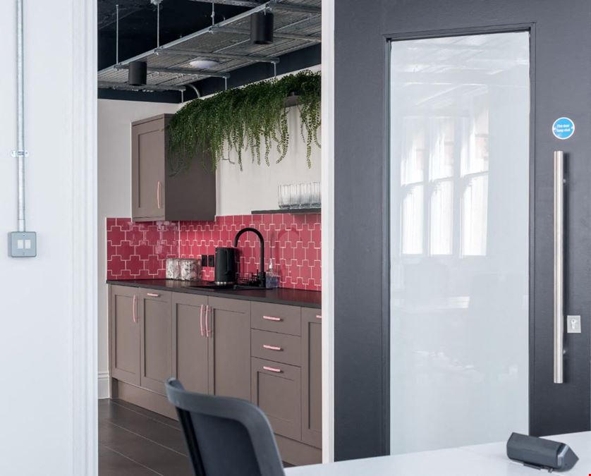 The Boutique  - Lime Street