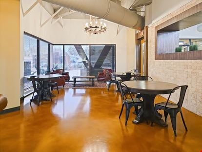 Spaces - Windcrest - Fourwinds Dr