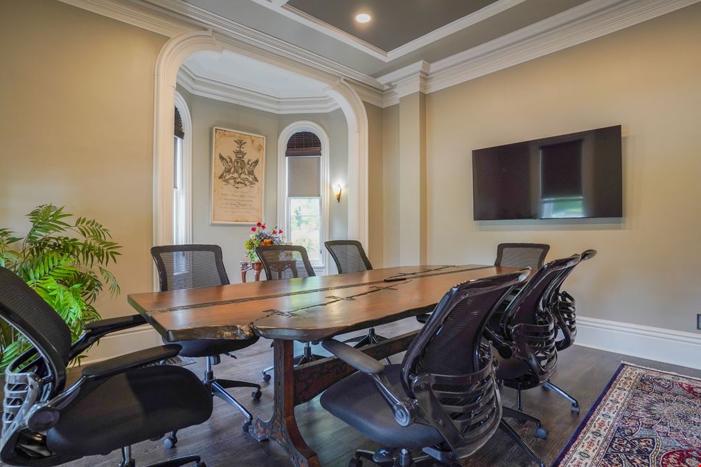 Willoughby Workspaces - The Charlton Abbott
