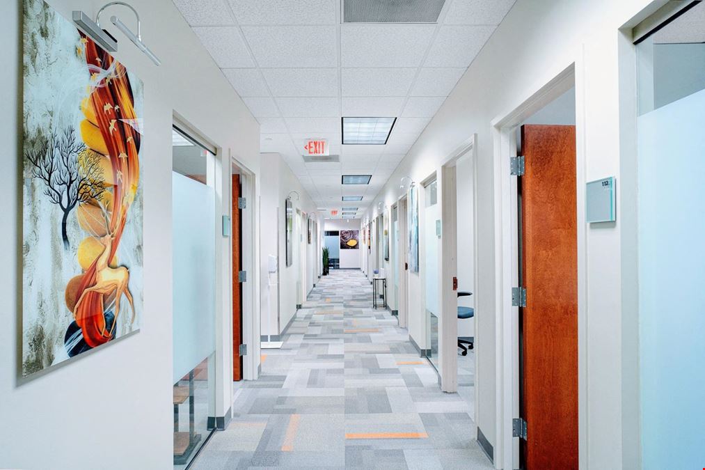Flex Desk or Office Within Elite Business Center for Entrepreneurs and Hybrid Companies