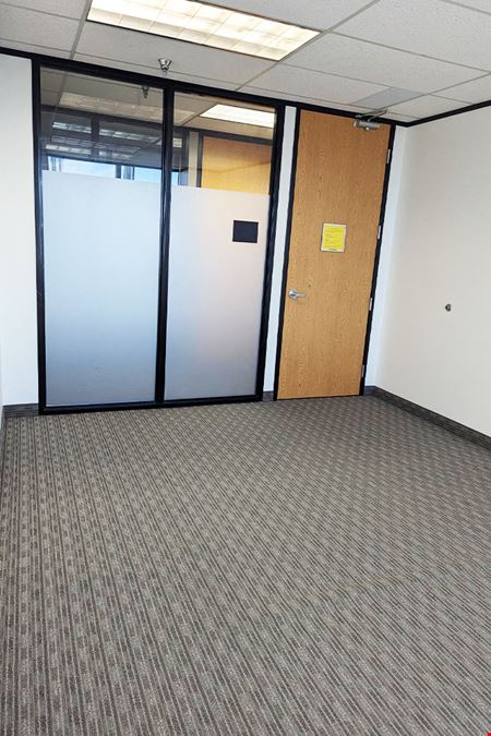 Workstyle Flexible Spaces - 8330-8360 Lyndon B Johnson Fwy