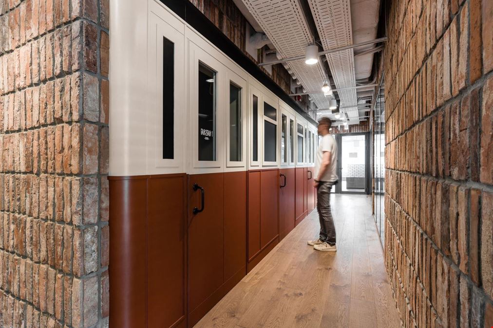 Brain Embassy Mlynarska