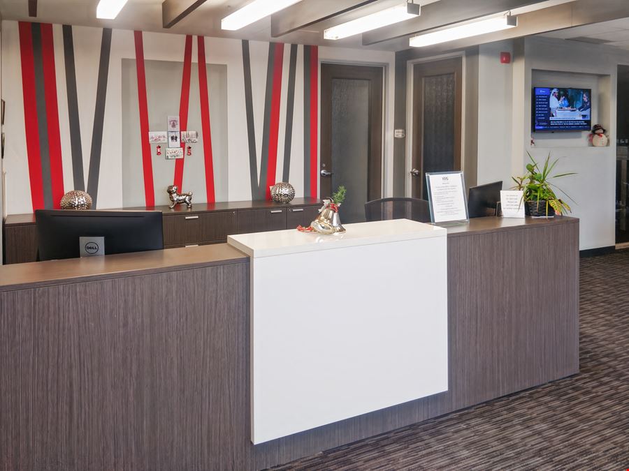 ON, Toronto - Yonge and Lawrence