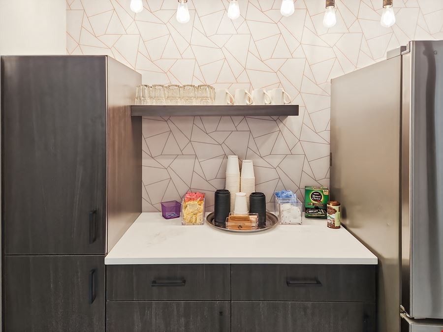 MO, Creve Coeur - Olive Blvd