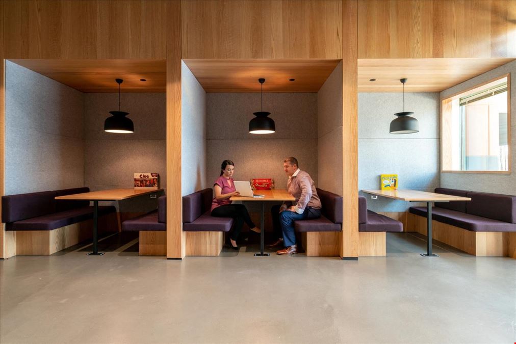 AZ, Scottsdale - Spaces Old Town Galleria