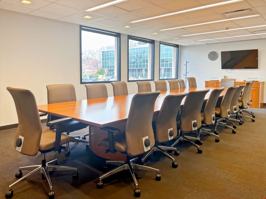 CT, Darien - Old Kings Hwy