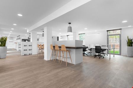 Preview of 22 Place de la Gare Coworking space for Rent in Brunoy