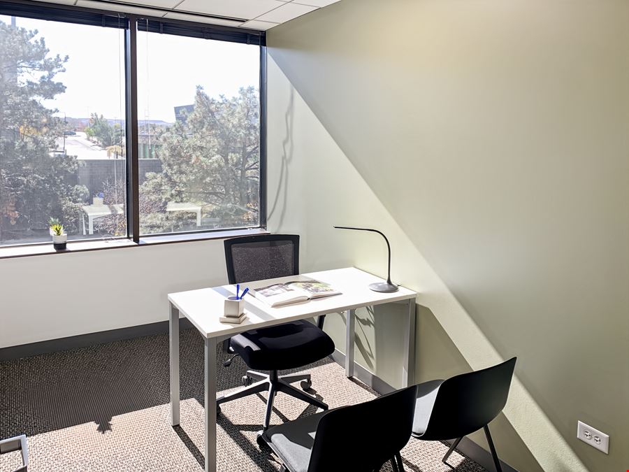 Regus - Centennial - Chester St
